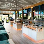 Hotel Caribe & 4*